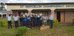 Lee más sobre el artículo Un feliz año nuevo para los estudiantes de las escuelas abiertas Champagnat Community Day Secondary School y Likuni Open Secondary School en Malawi