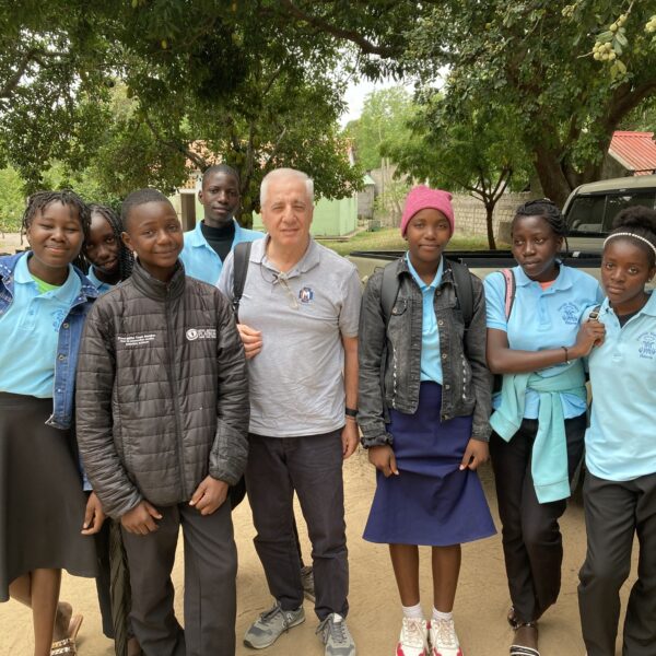 Mozambico: nuovi spazi per educazione e futuro